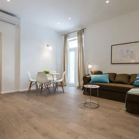 Apartment Manda & Mandina *